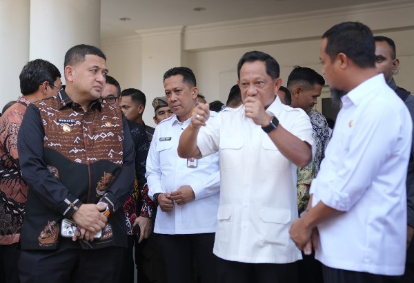 Wali Kota Makassar Hadiri Pengarahan Mendagri, Bahas Sinergi dan Stabilitas Daerah